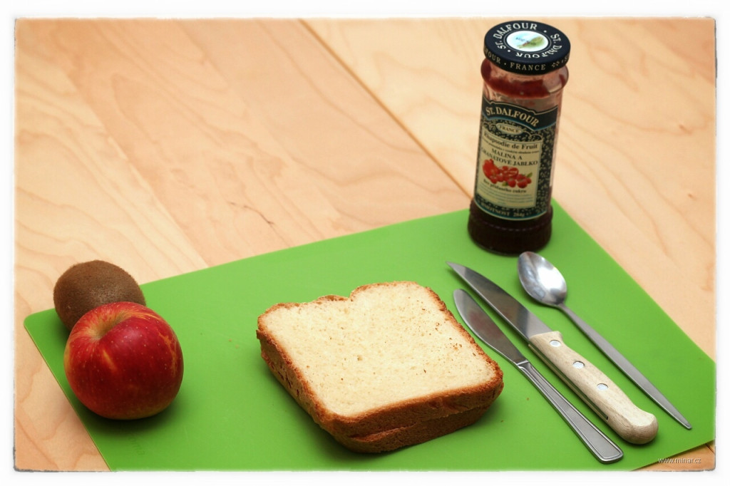 tata-geek-hrava-snidane-semafor-1